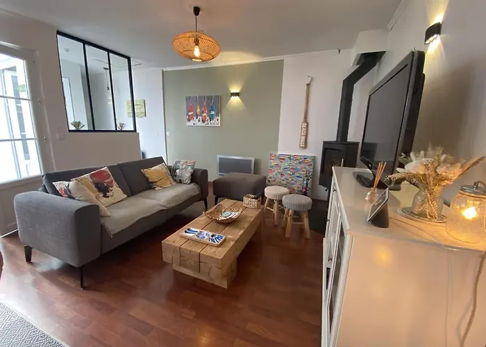 La Maison De La Sauzaie * La Flotte